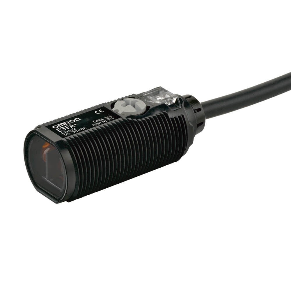 Omron E3FA-RP11 2M PNP M18 Reflektörlü Sensör 4M
