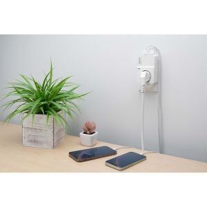 Schneider PM1WU2-GR 2 USB Portlu Tekli Akım Korumalı Priz