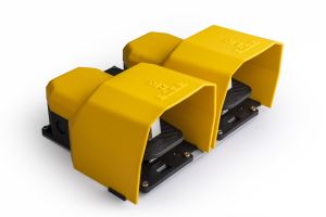 Emas PPKA22BB10 PPK Serisi Plastik Korumalı (1NO+1NC)+(1NO+1NC) Taşıma Kol Delikli Çiftli Sarı Plastik Pedal