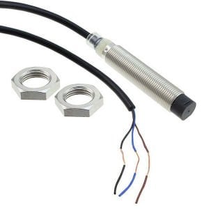 Omron E2B-M12LN08-WP-B1 2M M12 PNP NO Endüktif Sensör